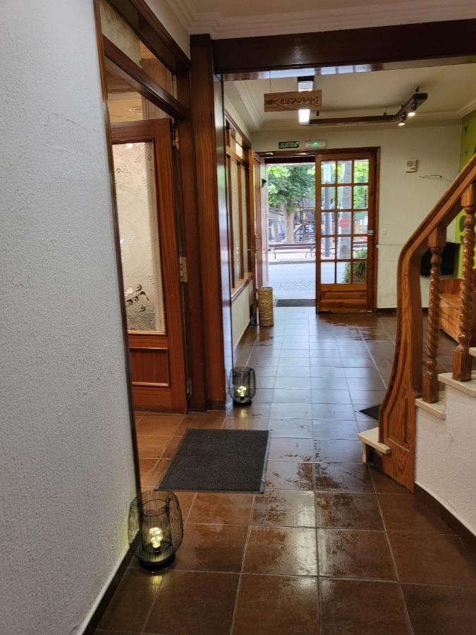 Hostal Torras ซานต์ ฮิลาริ ซาคาล์ม ภายนอก รูปภาพ