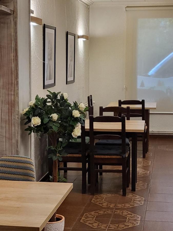 Hostal Torras ซานต์ ฮิลาริ ซาคาล์ม ภายนอก รูปภาพ