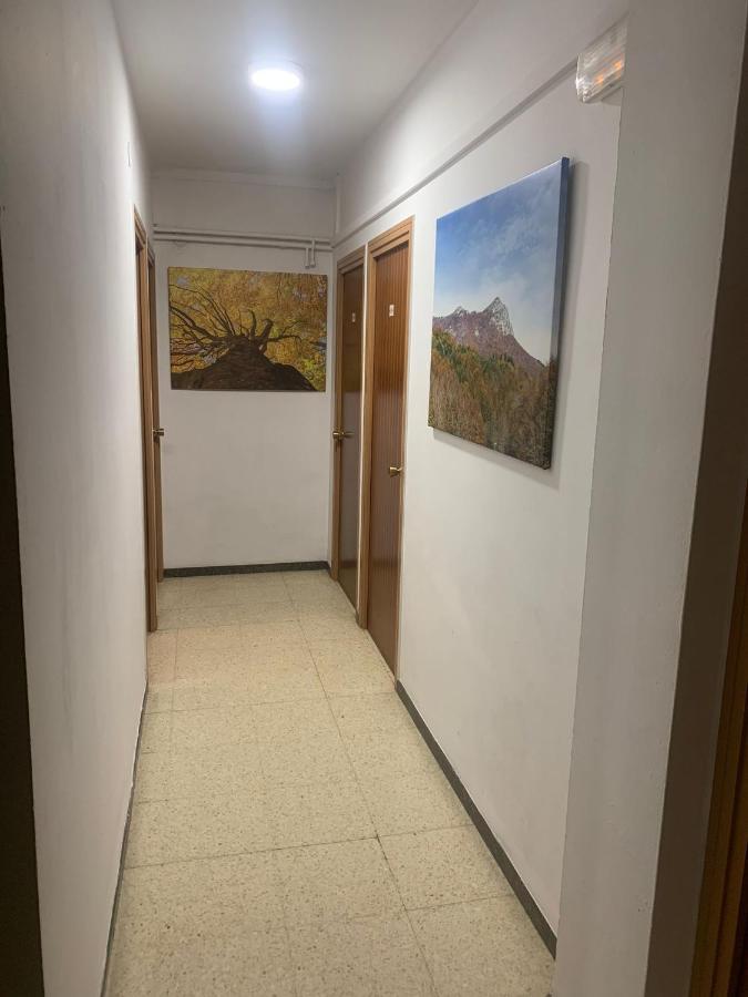 Hostal Torras ซานต์ ฮิลาริ ซาคาล์ม ภายนอก รูปภาพ